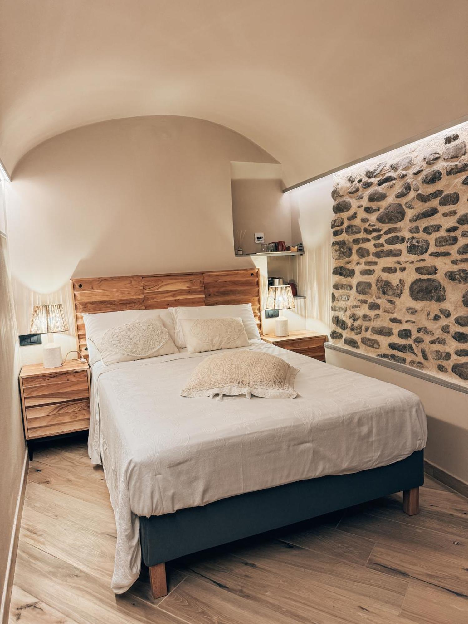 Talking Stones B&B Dolceacqua Exterior foto
